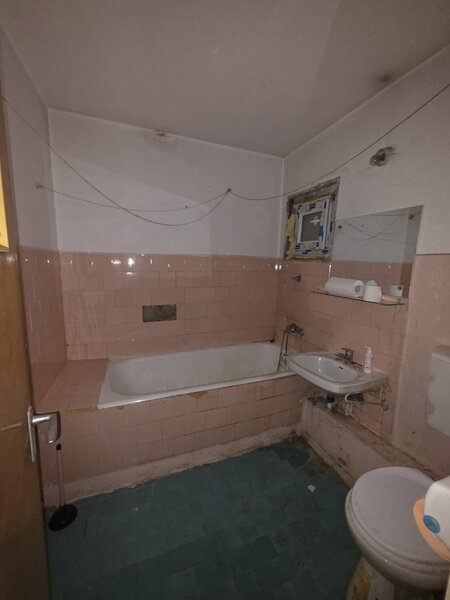 Bucur Obor, Mosilor, 5 minute metrou, bloc 1980, 2 grupuri sanitare